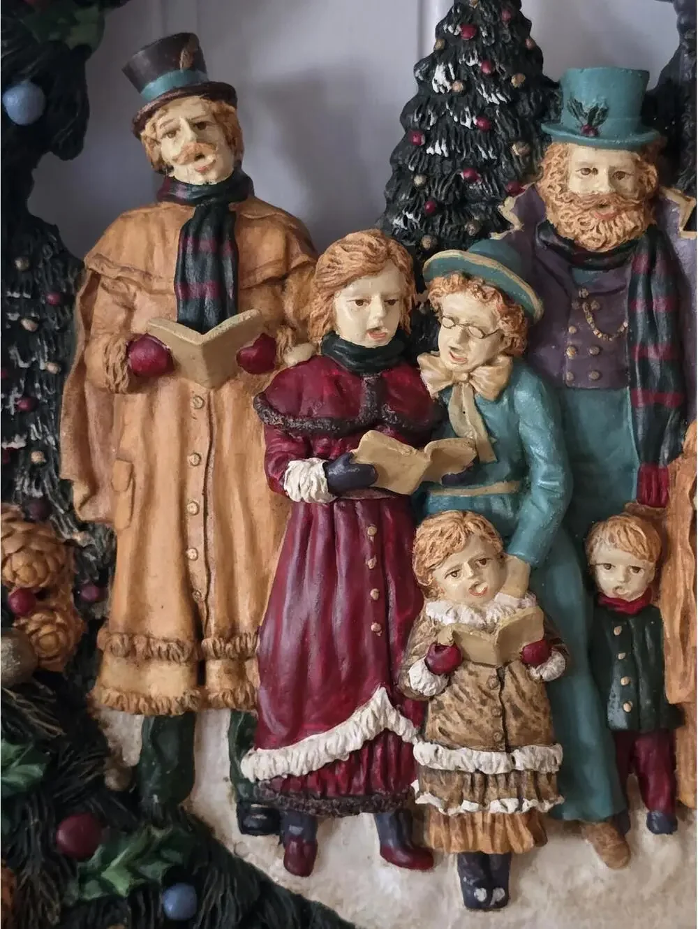 Vtg Kurt S. Adler  Christmas Carolers Wreath Decor 12.25” 1993 Resin